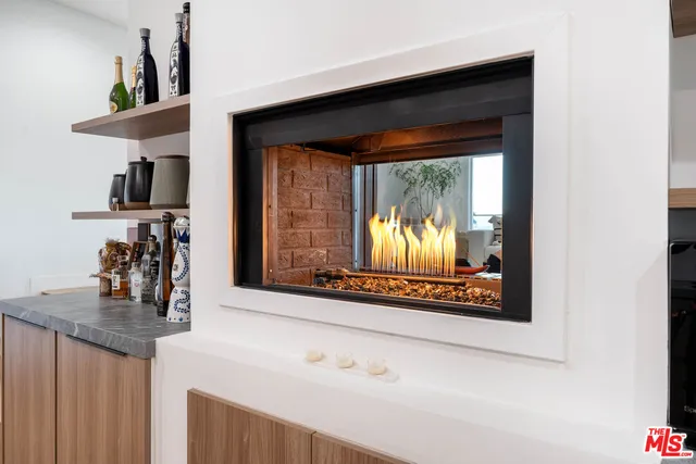 $12,950 | 3541 Multiview Drive, Los Angeles, CA 90068