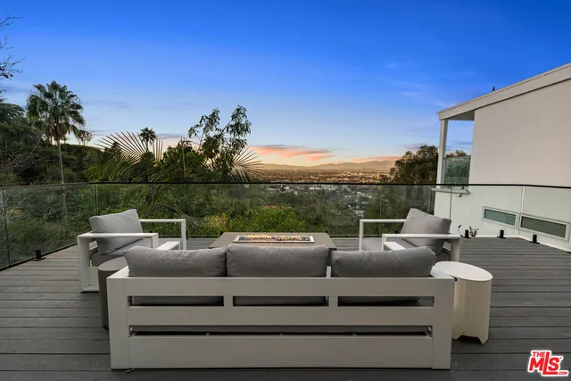 $12,950 | 3541 Multiview Drive, Los Angeles, CA 90068