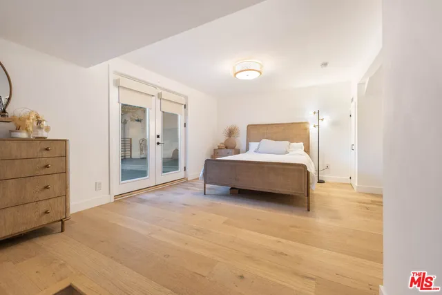 $12,950 | 3541 Multiview Drive, Los Angeles, CA 90068