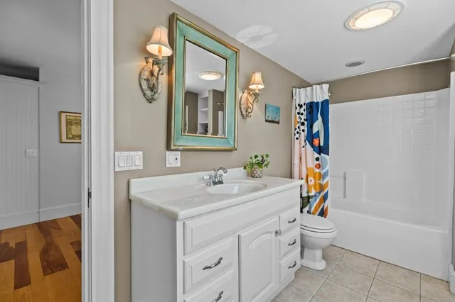 $1,499,000 | 159 Aldrich Avenue, Warwick, RI 02889