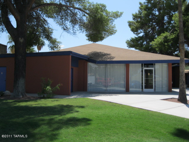 350 North Silverbell Road, Unit 27 Tucson, AZ 85745 - Photo 12 of 13