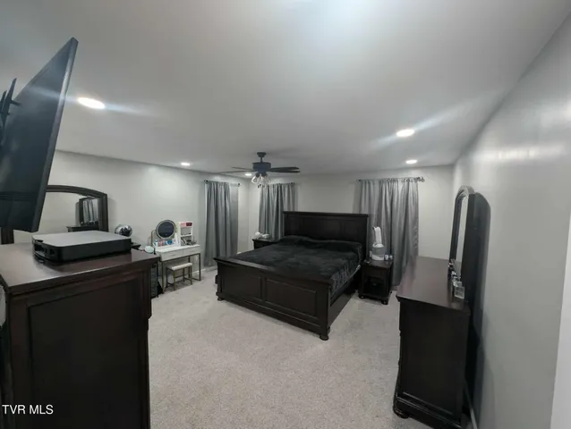 $759,000 | 1148 Biltmore Place, Piney Flats, TN 37686