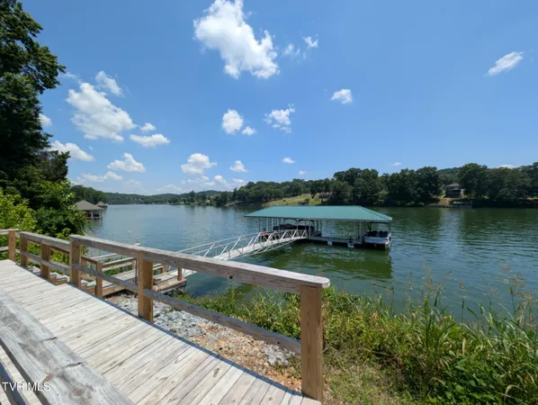 $729,999 | 1148 Biltmore Place, Piney Flats, TN 37686
