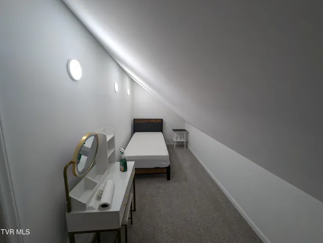 $759,000 | 1148 Biltmore Place, Piney Flats, TN 37686