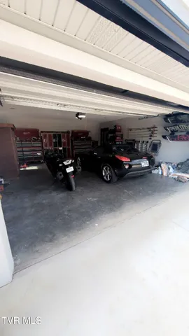 $759,000 | 1148 Biltmore Place, Piney Flats, TN 37686