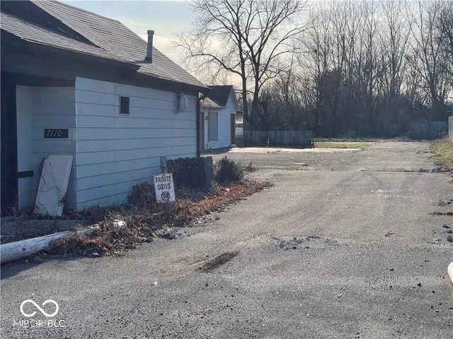 $270,000 | 7110 Madison Avenue, Indianapolis, IN 46227