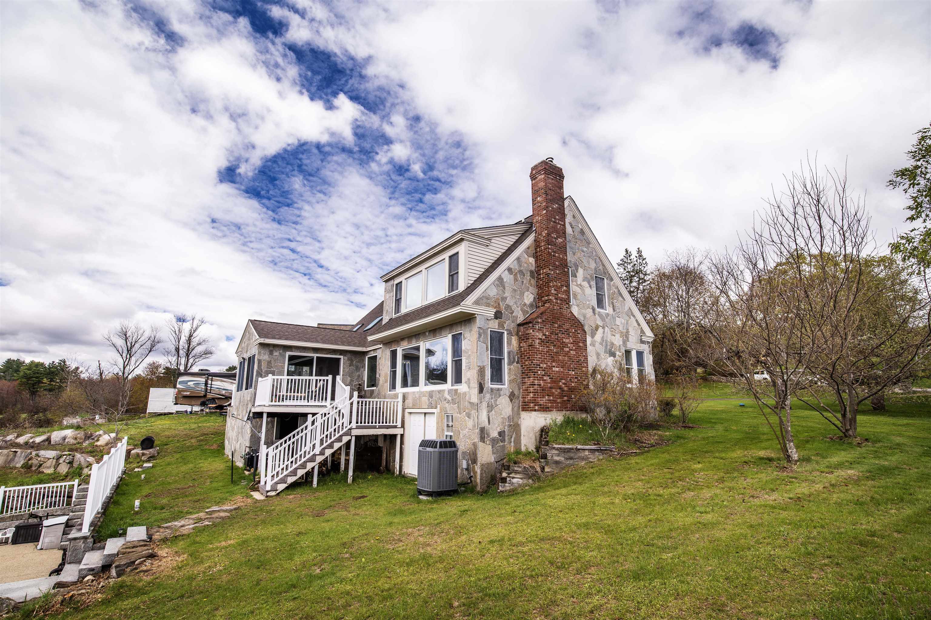 59 English Range Road Derry, NH 03038 - Photo 34 of 40