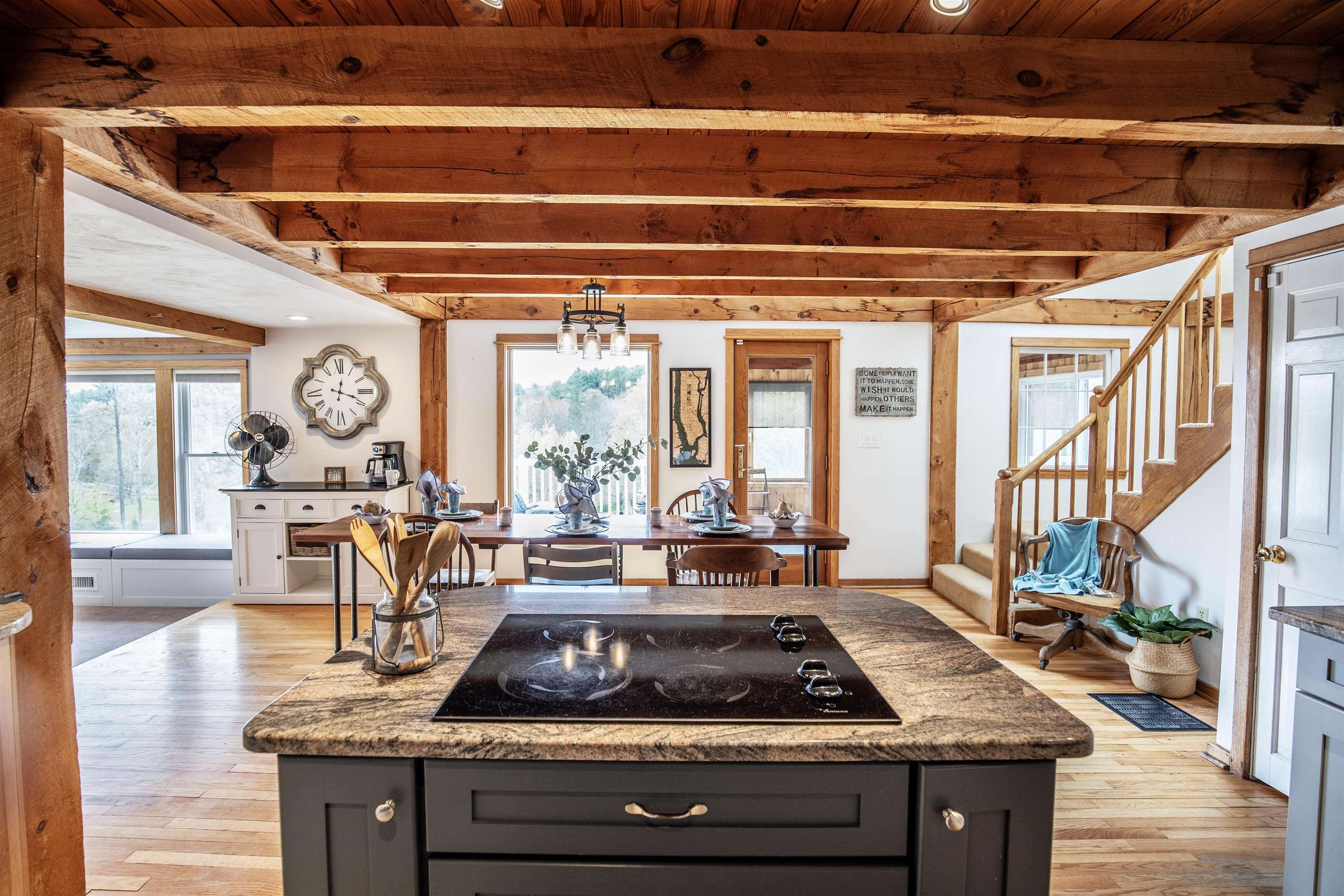 59 English Range Road Derry, NH 03038 - Photo 6 of 40