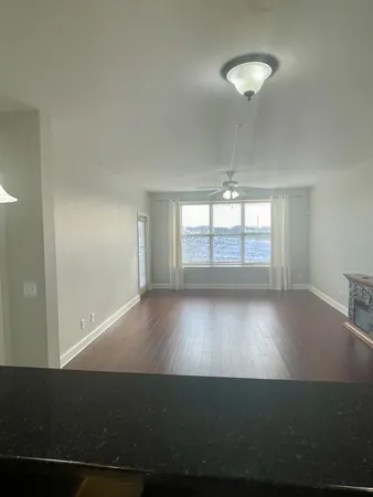 $1,975 | 2000 Newark Lane, Unit H202, Thompson's Station, TN 37179