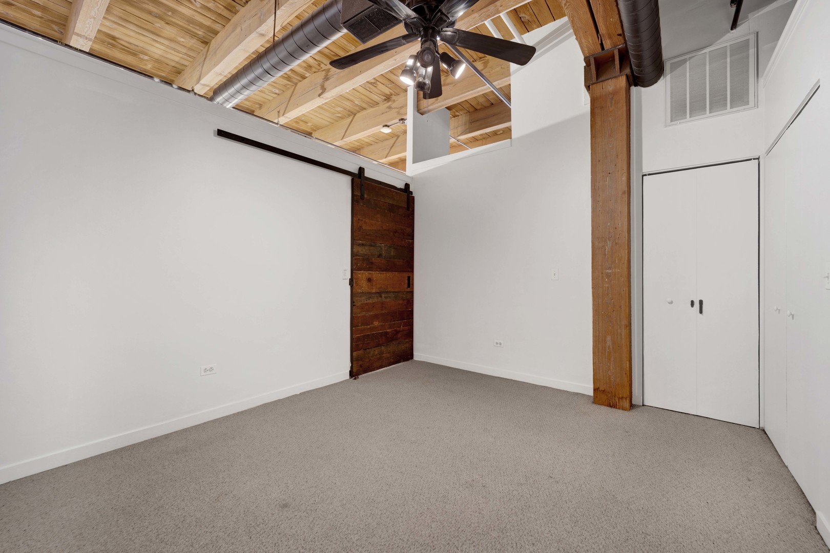 701 West Jackson Boulevard, Unit 402 Chicago, IL 60661 - Photo 13 of 21