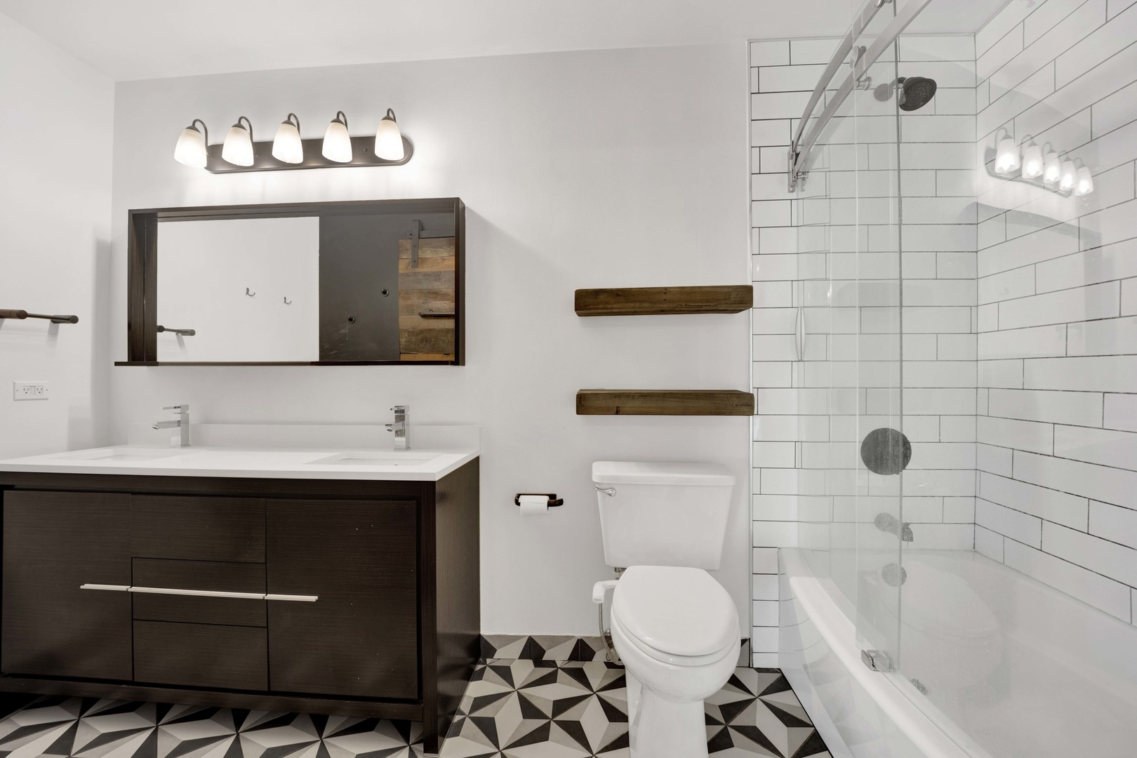 701 West Jackson Boulevard, Unit 402 Chicago, IL 60661 - Photo 15 of 21