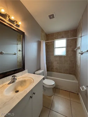 $2,000 | 2902 Colin Avenue South, Lehigh Acres, FL 33976