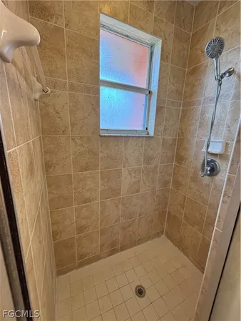 $2,000 | 2902 Colin Avenue South, Lehigh Acres, FL 33976