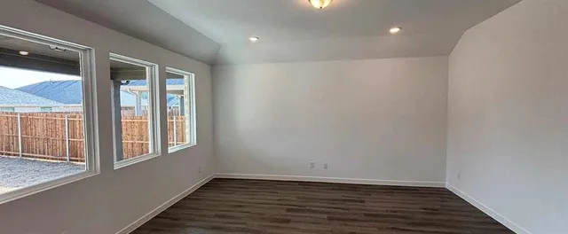 $379,900 | 1424 Eagle Mdw Trail, Anna, TX 75409