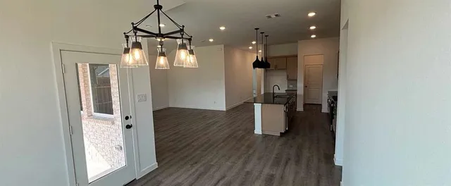 $379,900 | 1424 Eagle Mdw Trail, Anna, TX 75409