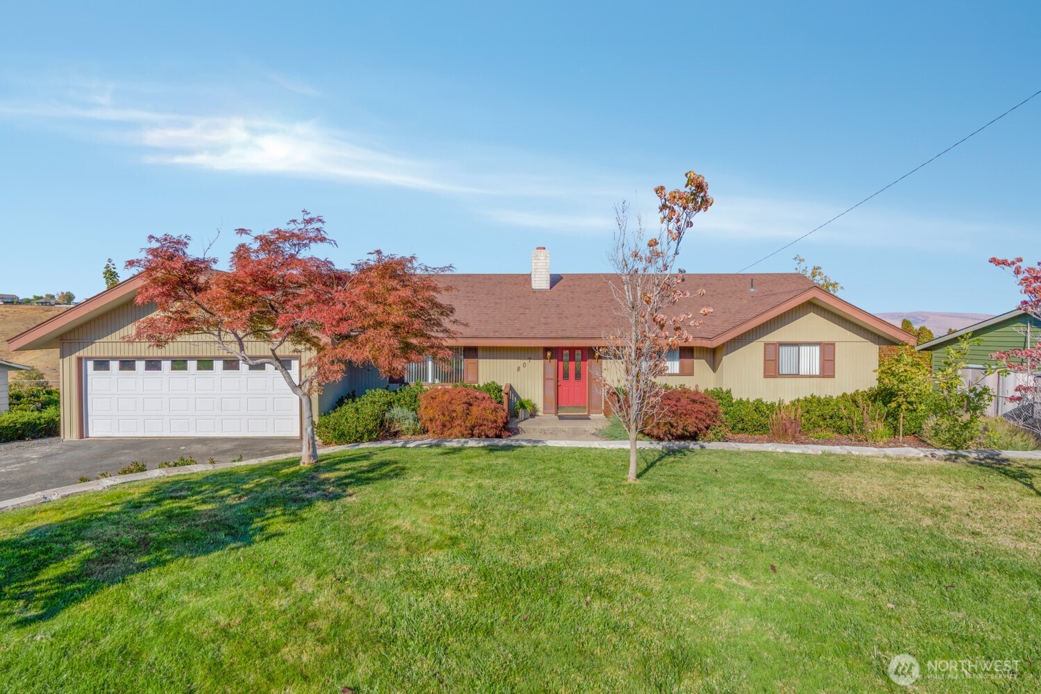 807 Ridgeview Avenue Selah, WA 98942 - Photo 1 of 32 Gallery Image 1