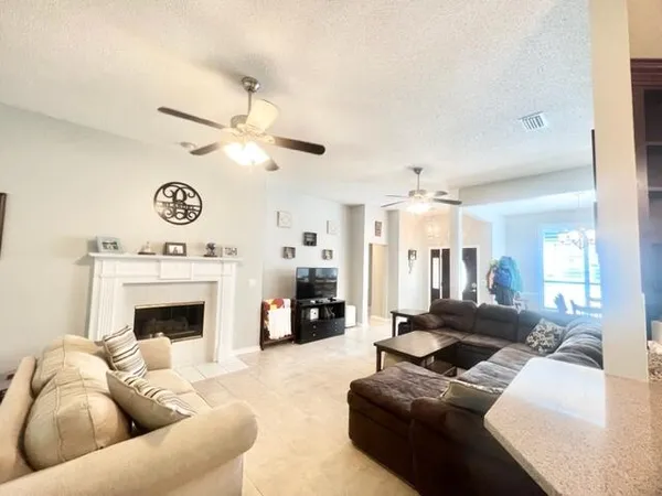 $3,300 | 1660 Northridge Road, Niceville, FL 32578