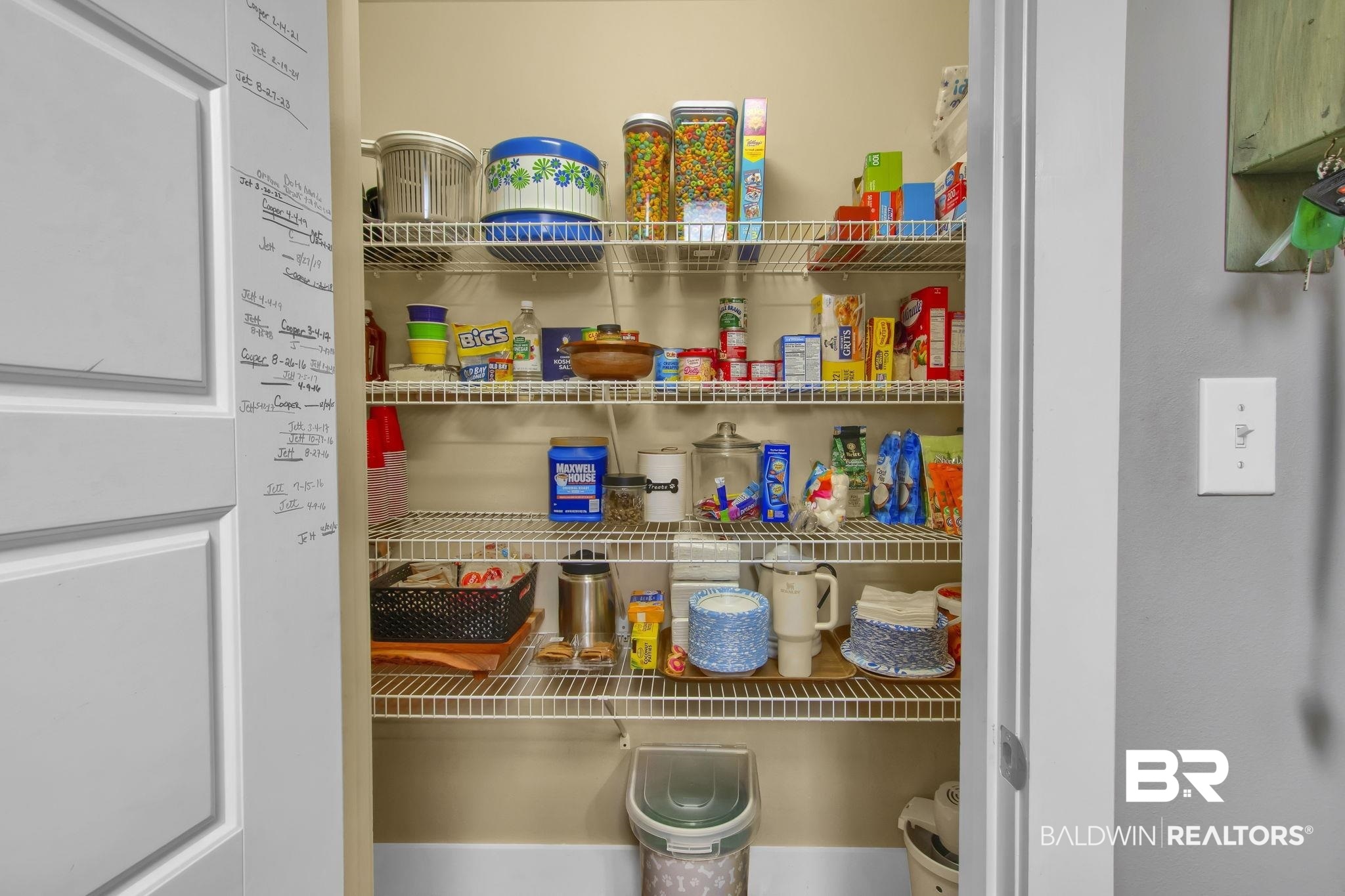 203 Lakefront Circle Summerdale, AL 36580 - Photo 29 of 69 View of pantry