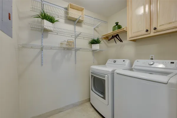 $850,000 | 6703 Lakewood Point Cove, Austin, TX 78750