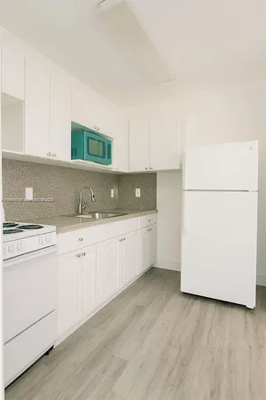 $2,850 | 5825 Southwest 9th Terrace, Unit 2, West Miami, FL 33144