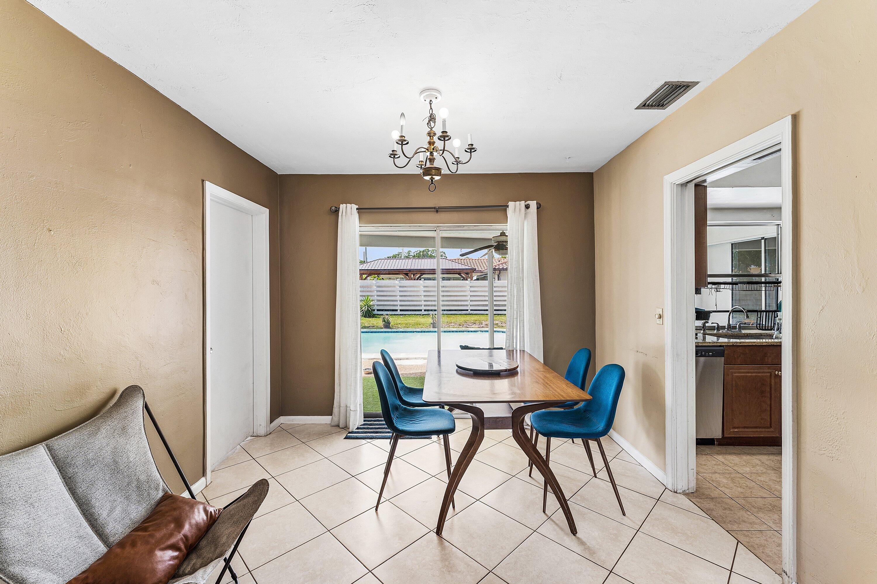 2 Tam O Shanter Lane Boca Raton, FL 33431 - Photo 7 of 41 007-2TamOShanterLane-BocaRaton-FL-33431-