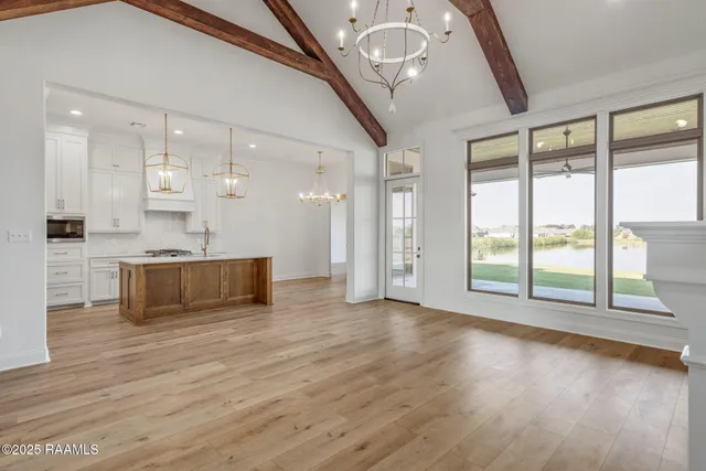 $537,500 | 309 Last Quarter Drive, Youngsville, LA 70592