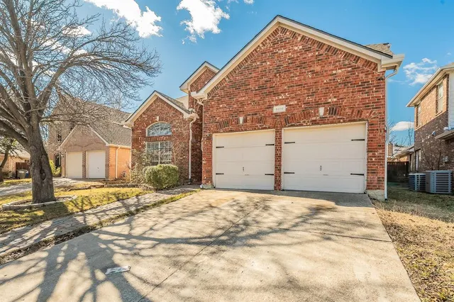 $425,000 | 5816 Vista Park Lane, Sachse, TX 75048