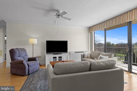 $265,000 | 801 Yale Avenue, Unit 1117, Swarthmore, PA 19081