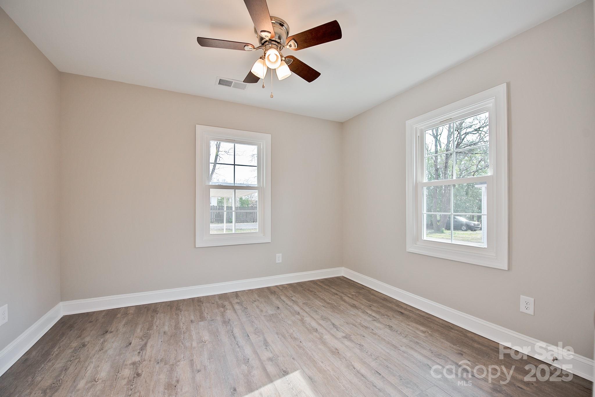 421 Spring Street Southwest Concord, NC 28025 - Photo 12 of 26 Gallery Image 12