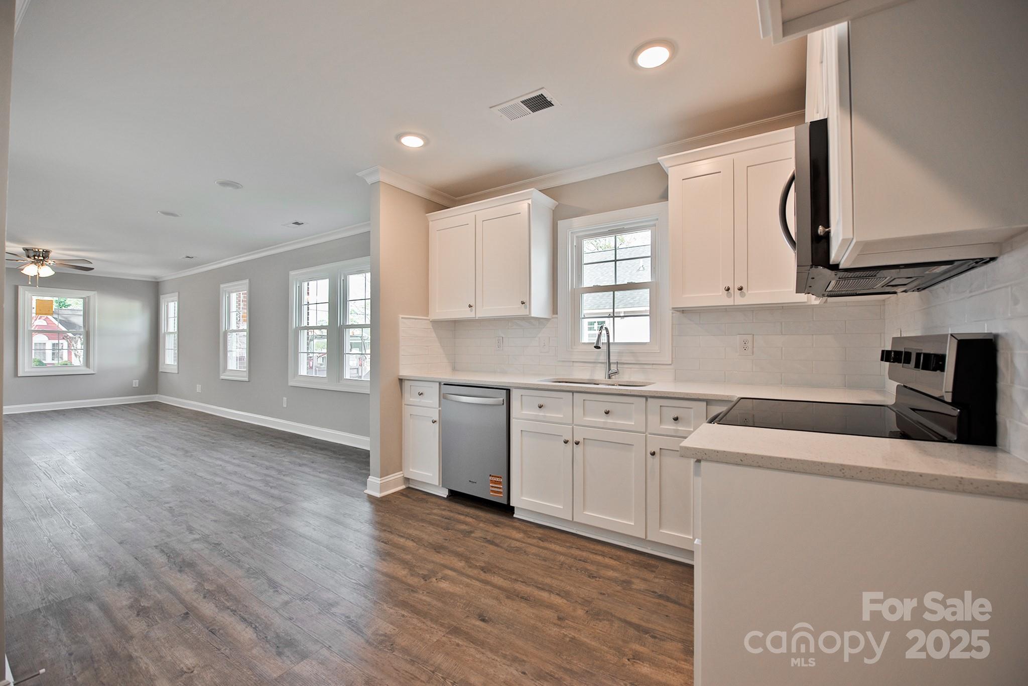 421 Spring Street Southwest Concord, NC 28025 - Photo 7 of 26 Gallery Image 7