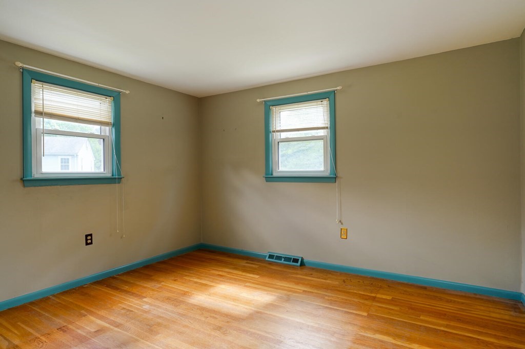12 Juniper Brook Road Northborough, MA 01532 - Photo 11 of 32 Gallery Image 11