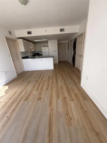 $2,850 | 3410 Coral Way, Unit PH06, Miami, FL 33145