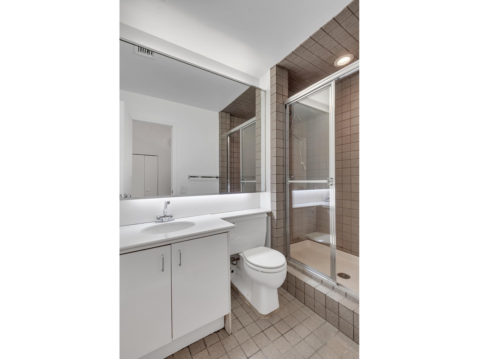 135 West 70th Street, Unit 1C Manhattan, NY 10023 - Photo 18 of 20