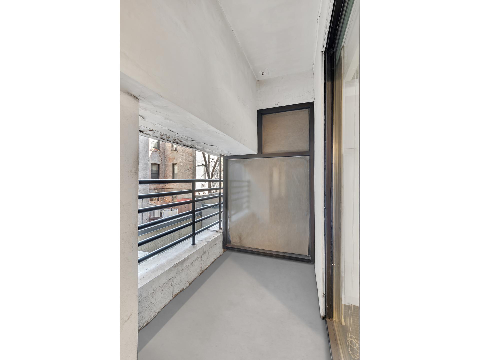 135 West 70th Street, Unit 1C Manhattan, NY 10023 - Photo 19 of 20