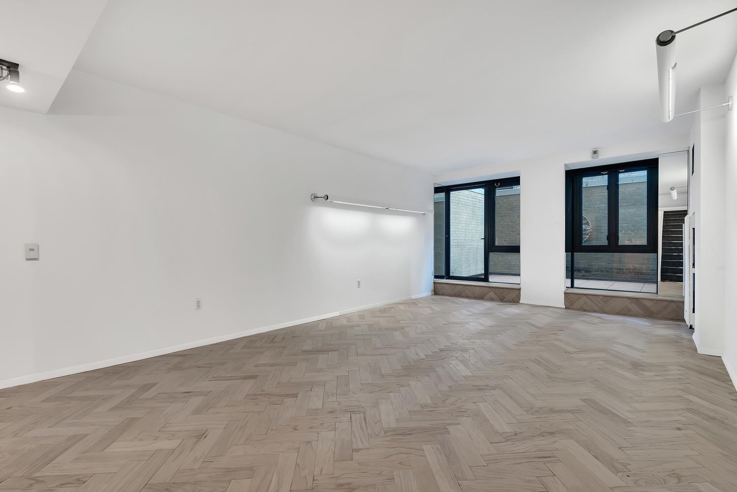 135 West 70th Street, Unit 1C Manhattan, NY 10023 - Photo 2 of 20
