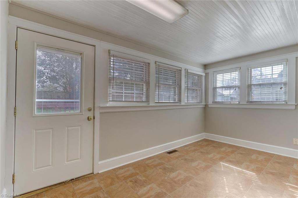 606 Cedar Street Eden, NC 27288 - Photo 11 of 24