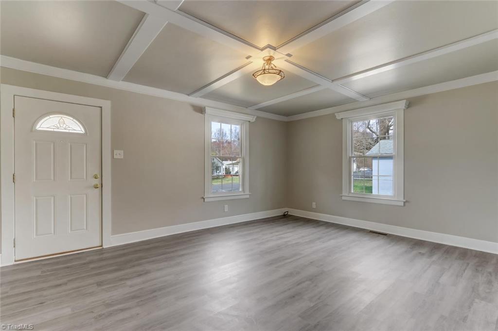 606 Cedar Street Eden, NC 27288 - Photo 6 of 24