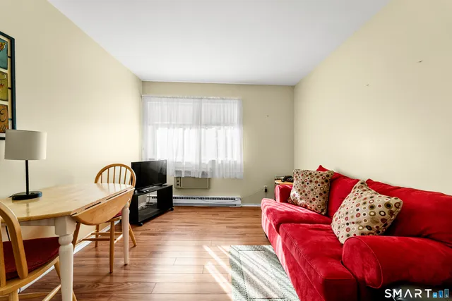 $425,000 | 180 Colonial Road, Unit A2, Stamford, CT 06906