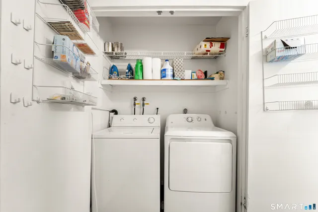 $425,000 | 180 Colonial Road, Unit A2, Stamford, CT 06906