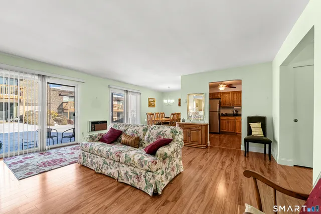 $425,000 | 180 Colonial Road, Unit A2, Stamford, CT 06906