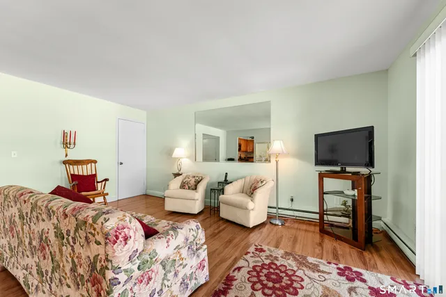 $425,000 | 180 Colonial Road, Unit A2, Stamford, CT 06906