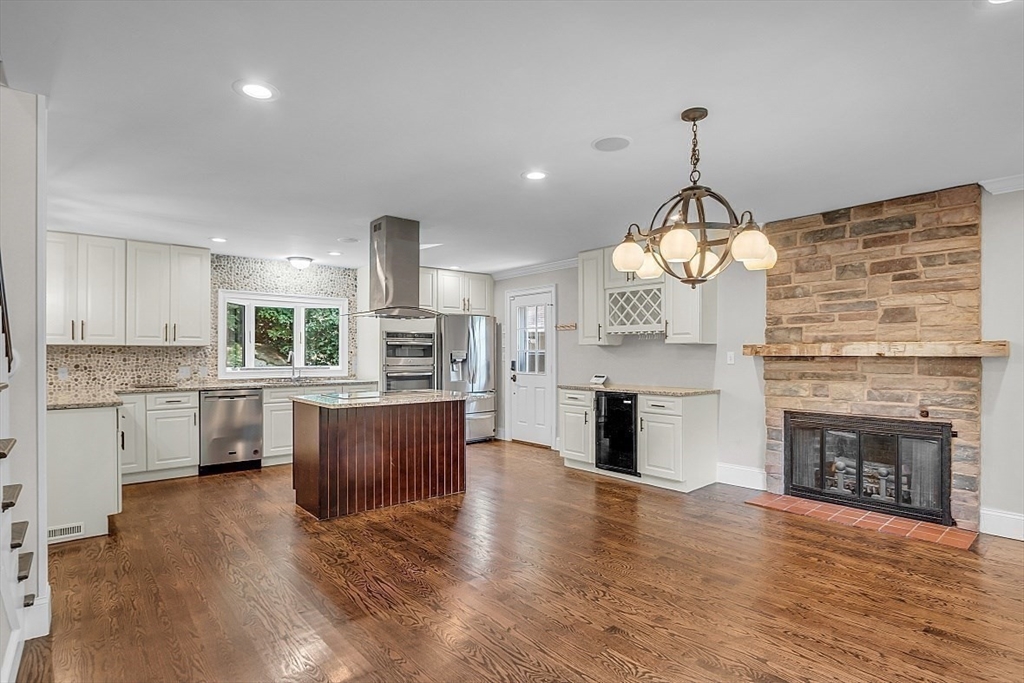 54 Ledge Road Lynnfield, MA 01940 - Photo 11 of 41 Gallery Image 11