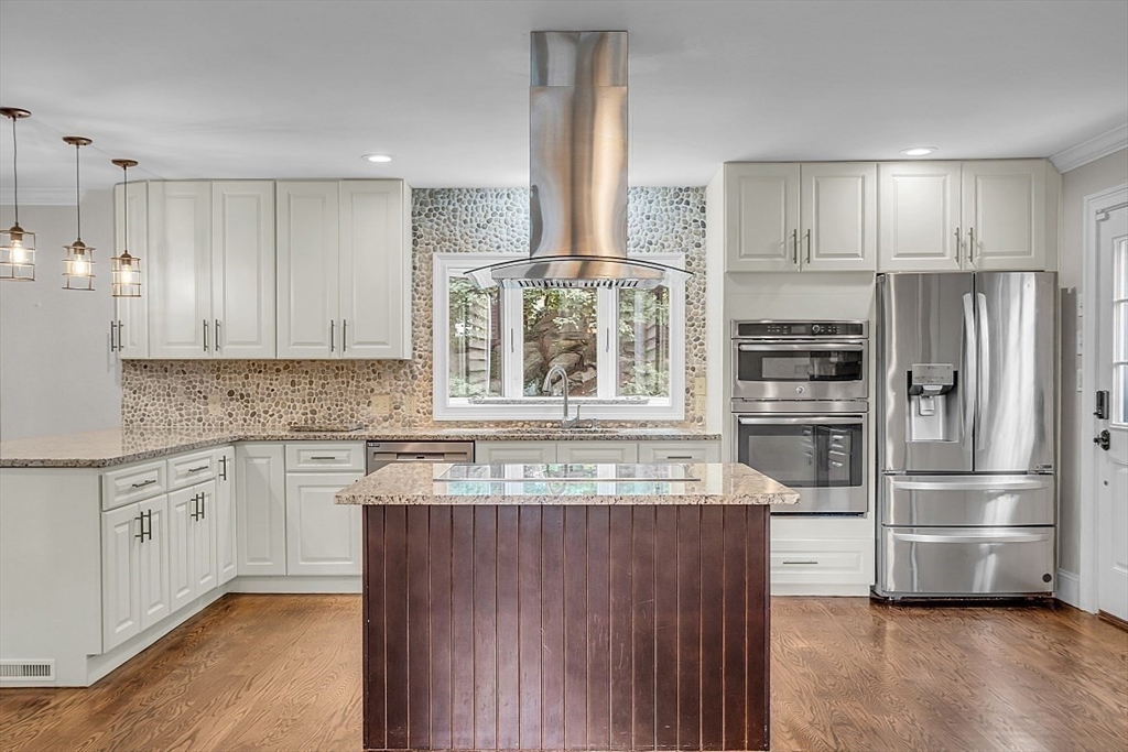 54 Ledge Road Lynnfield, MA 01940 - Photo 8 of 41 Gallery Image 8