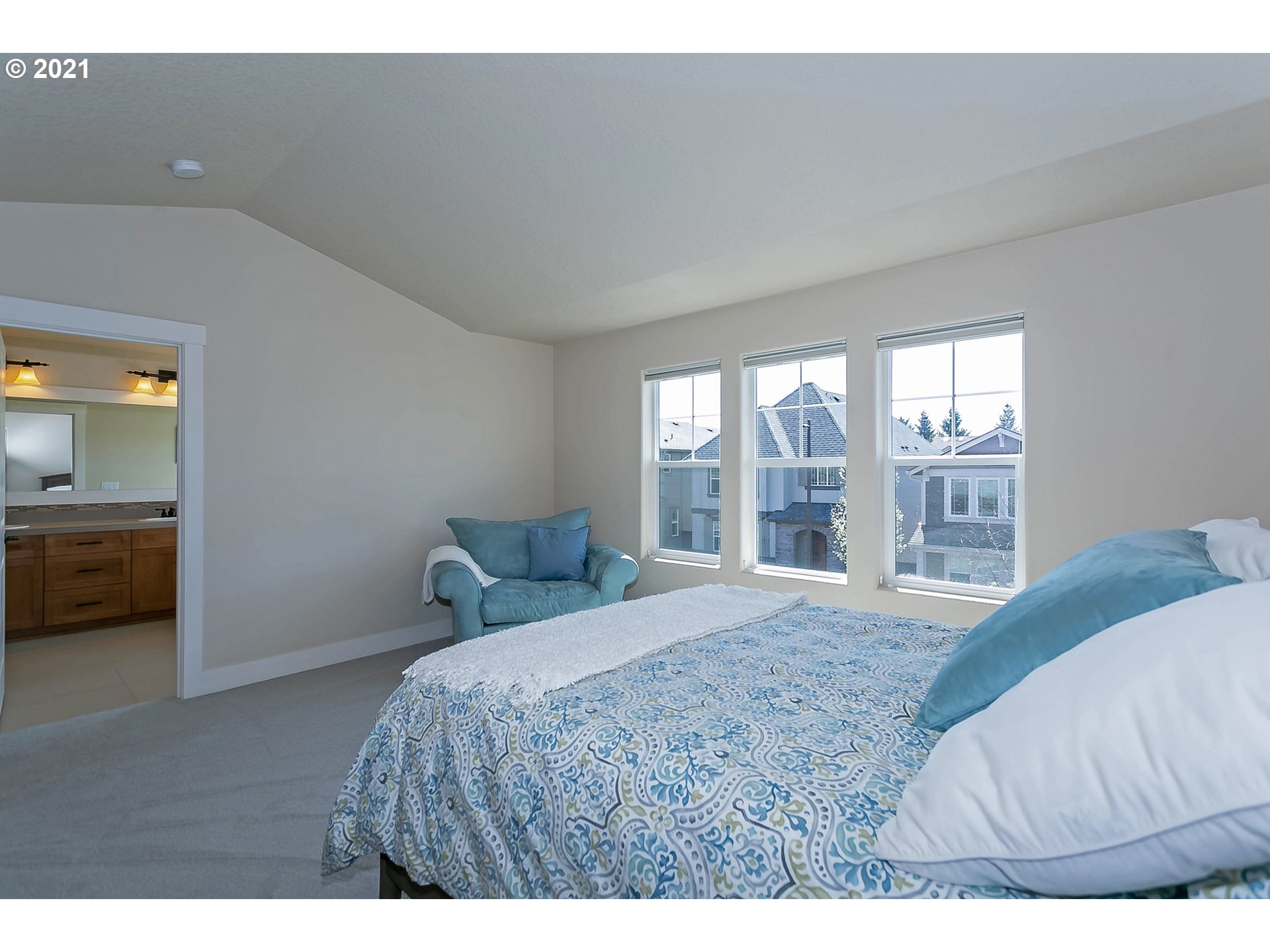 14389 Southwest Rancher Lane Beaverton, OR 97008 - Photo 15 of 32 Gallery Image 15