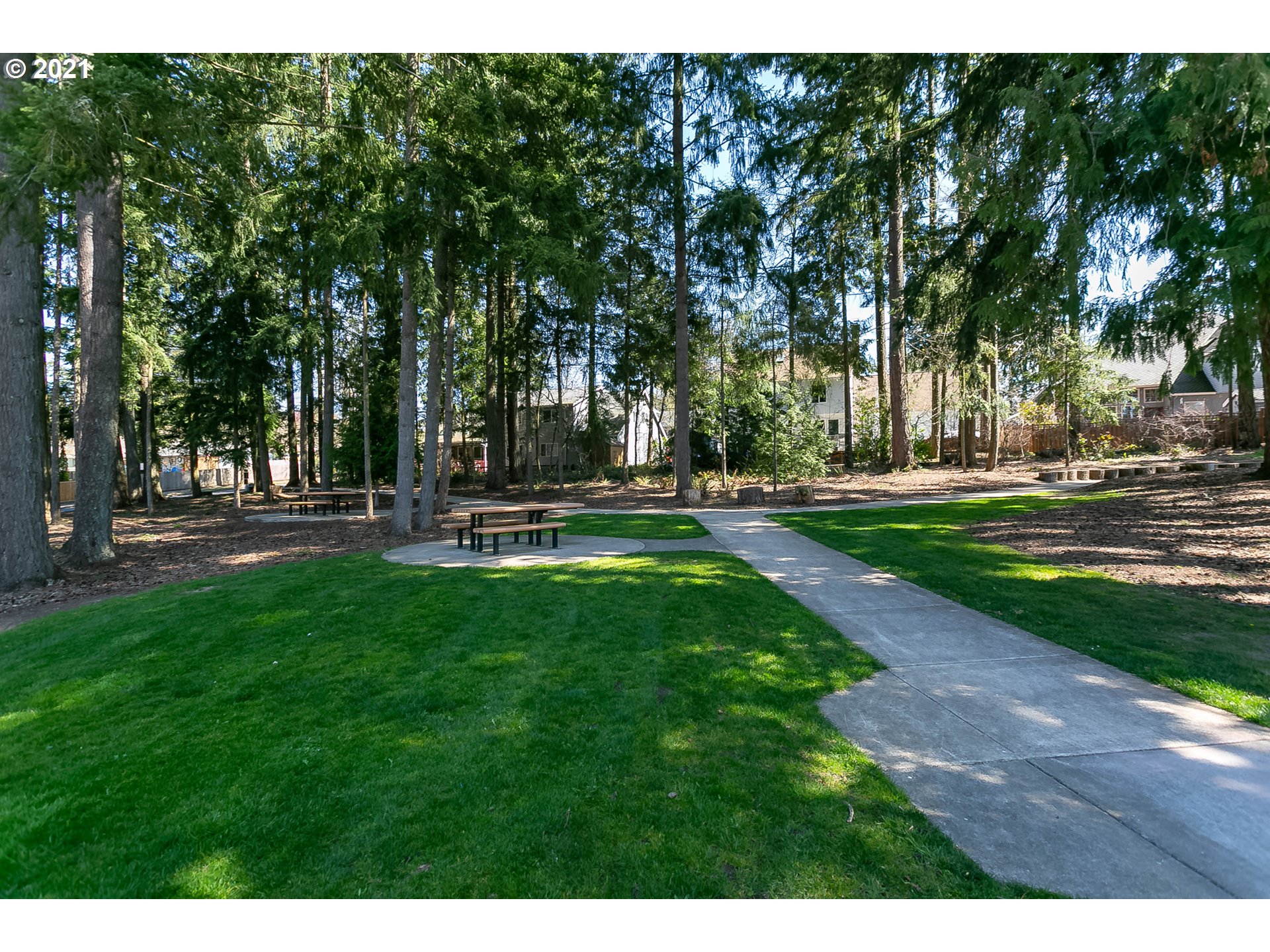14389 Southwest Rancher Lane Beaverton, OR 97008 - Photo 31 of 32 Gallery Image 31