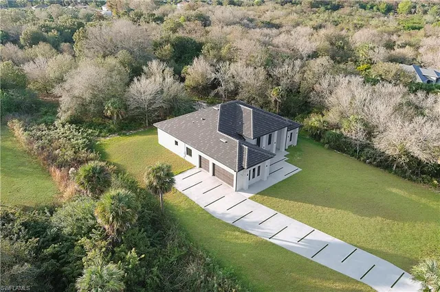 $450,000 | 2319 54th Avenue Northeast, Naples, FL 34120