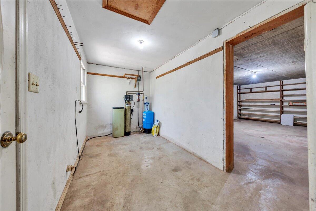 3160 Brian Road Salem, VA 24153 - Photo 32 of 56 32-MIB08931