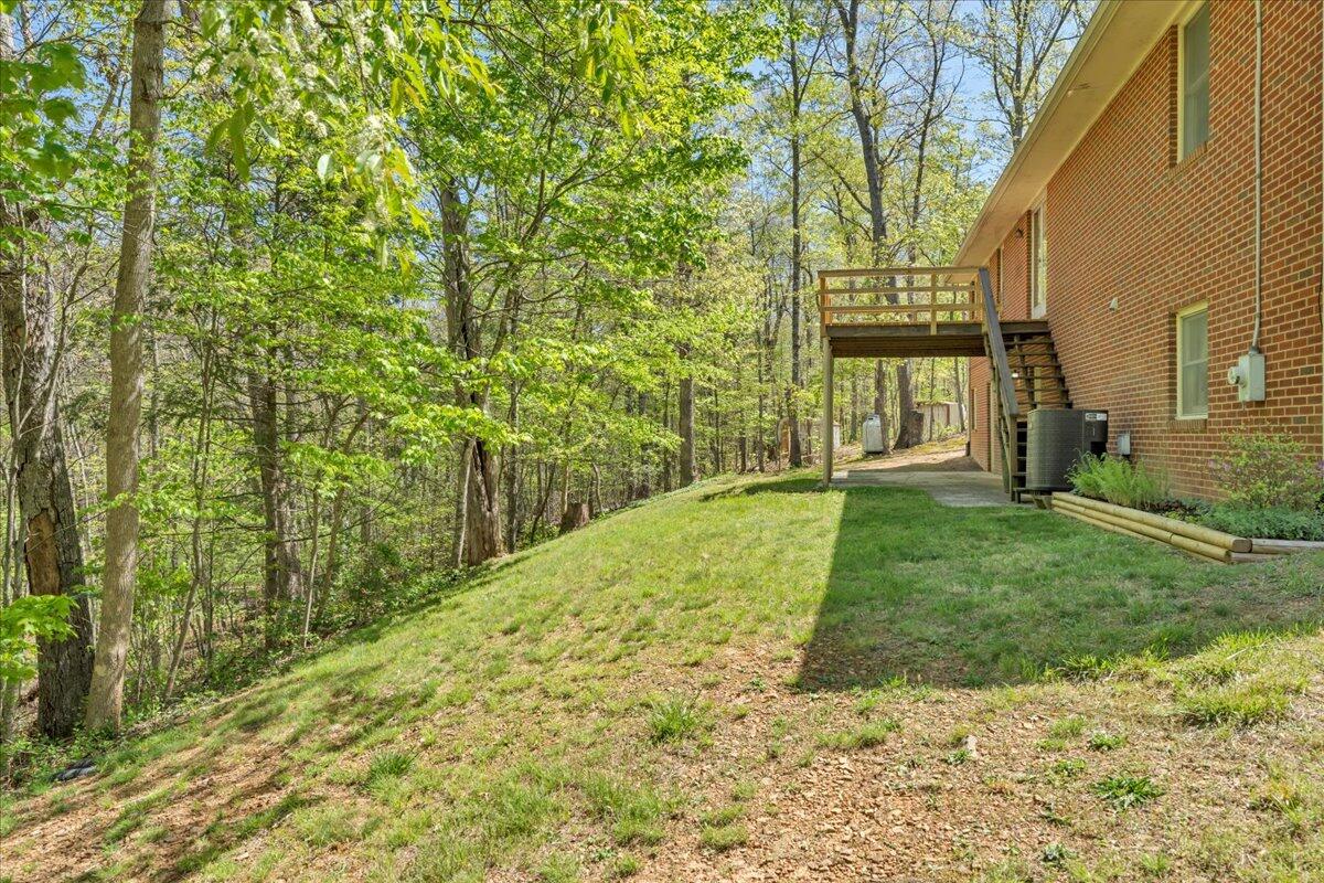 3160 Brian Road Salem, VA 24153 - Photo 39 of 56 39-MIB08949