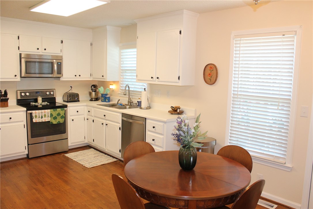 1217 Westgate Road Anderson, SC 29626 - Photo 7 of 23 Gallery Image 7