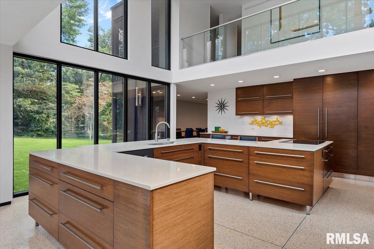 1111 Williams Boulevard Springfield, IL 62704 - Photo 18 of 39